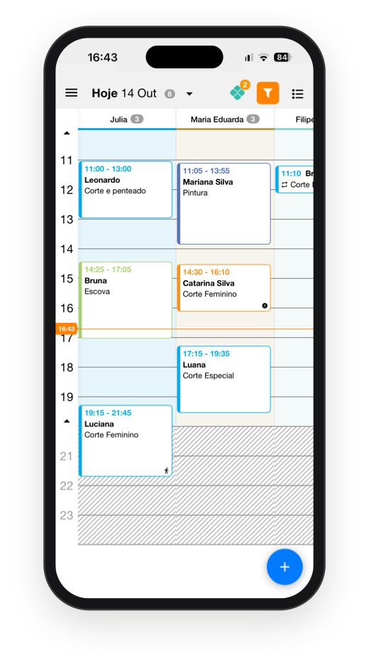 Agenda do dia no app do ilove.me, com os horários de cada profissional